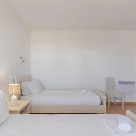 #416 Spacious Private Pool, Bbq & Parking * Albufeira