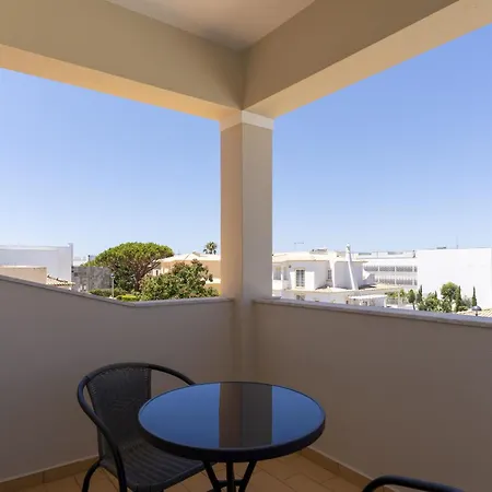 #416 Spacious Private Pool, Bbq & Parking Villa Albufeira