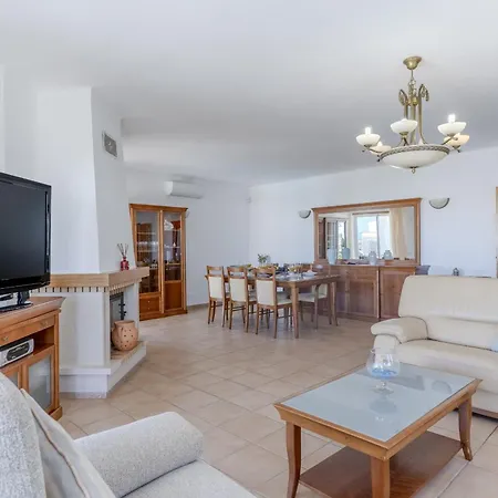 Villa #416 Spacious Private Pool, Bbq & Parking